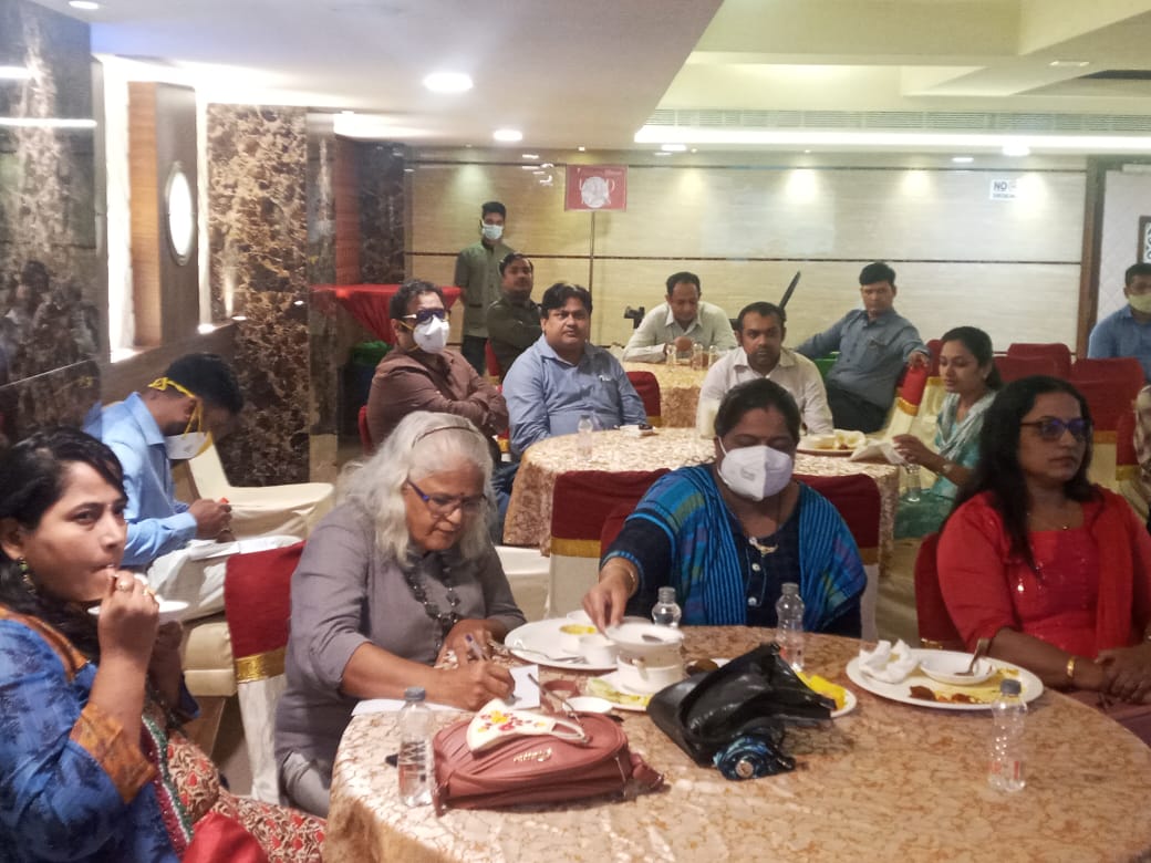 A Conference Talk On Causes Of Head And Neck Cancer At Thane